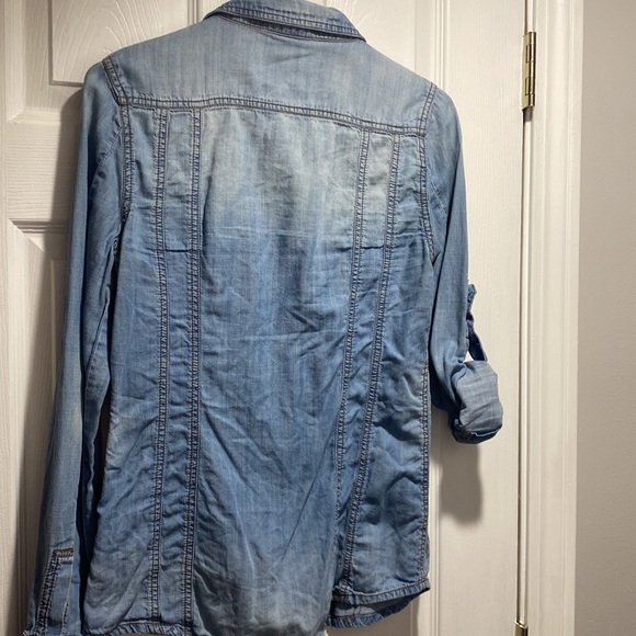 Jean Button Up Top - Picture 4 of 5